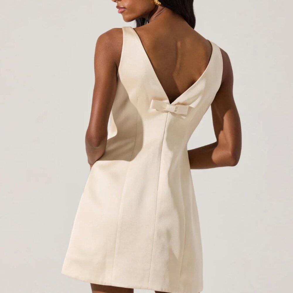 Alisanne by ASTR the Label - Picture 3 of 5